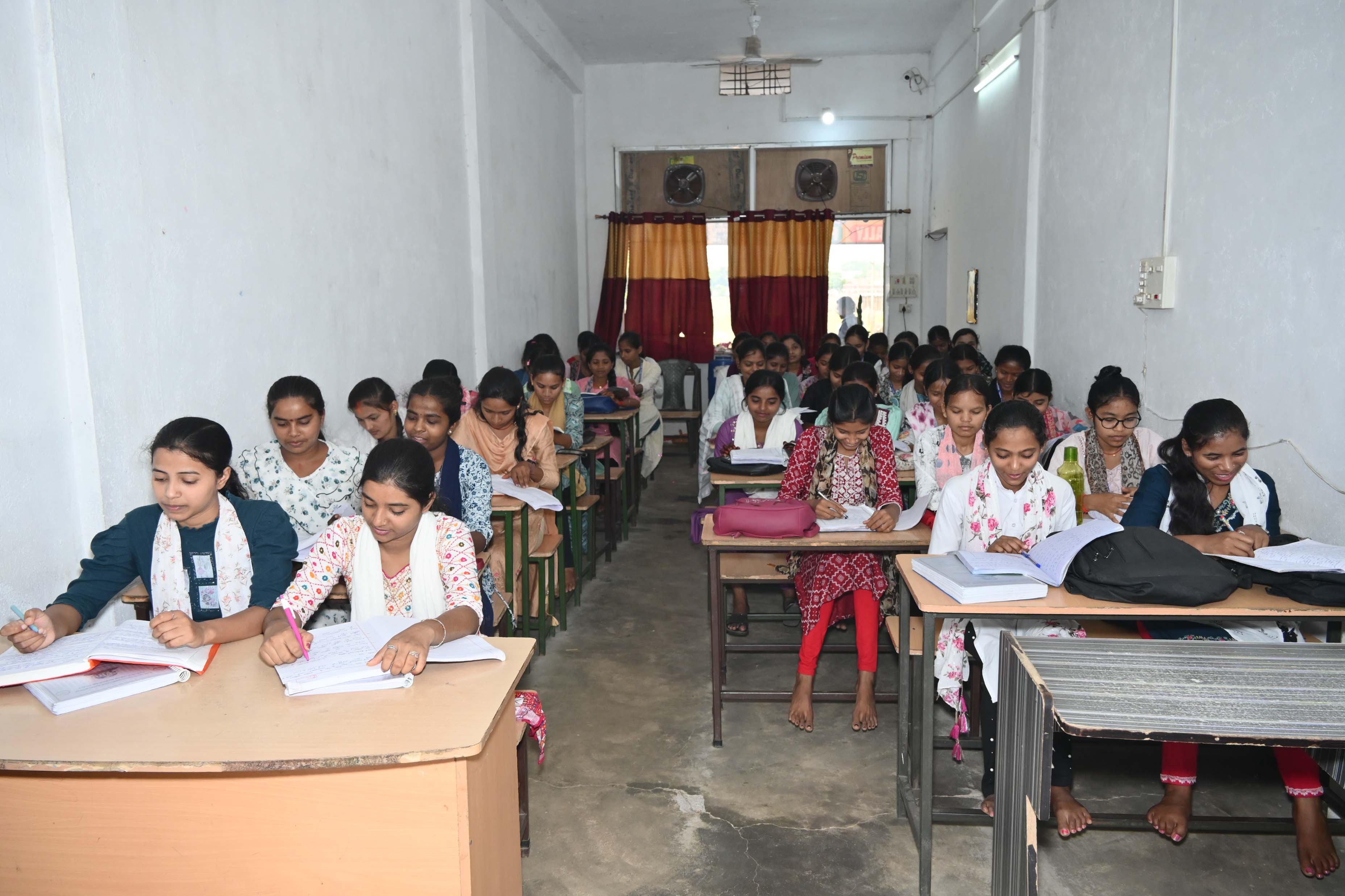 Sai Success Computer Center Wadrafnagar, SAISUCUCCESS,SAISUCUCCESS Wadrafnagar,SAI SUCUCCESS , Computer Center Wadrafnagar, Computer College Wadrafnagar,Wadrafnagar Computer Center, College Road, Best Computer Center Wadrafnagar, Wadrafnagar Computer Center, Yogendra Singh, Nitesh Shrivastava, Pintu Shriwas, Semant Mishra, Mendhari Road,समर कोर्स (मई-जून 2023) के लिए प्रवेश प्रारंम्भ,  DCA, PGDCA परीक्षा फार्म भरने के लिए अंतिम तिथि 25 मार्च 2023 , C.V. Raman University Center Wadrafnagar, Computer Course, DCA , PGDCA, BCA , B.A. , M.A., M.Sc. IT., PGDRD , B.lib, M.sc. Chemitry, M.Sc Math, dca , pgdca, bca , b.a. , m.a., m.sc. it., pgdrd , b.lib., m.sc. chemitry, m.sc math,dca , pgdca, bca , ba , ma, msc it, pgdrd , blib, msc chemitry, msc math